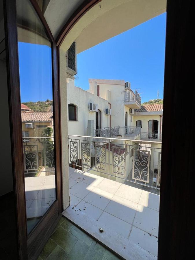 Maison Umberto I A Villasimius Centro Exteriér fotografie